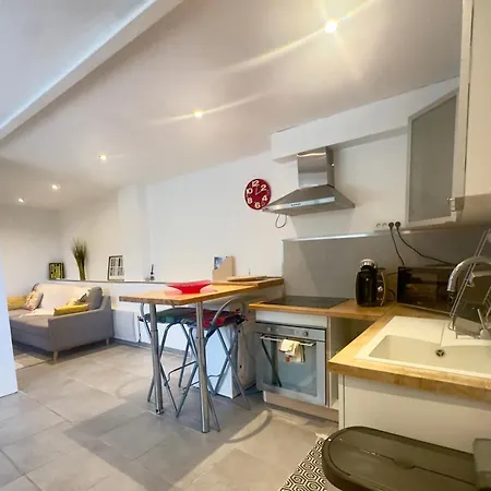 דירה Charming One Bed